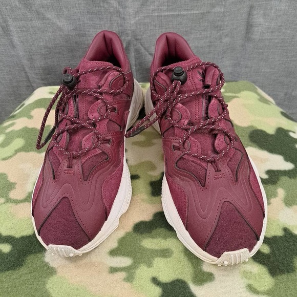Adidas Womens Size 8 Ozweego Plus W Victory Crimson Running Shoes H01184 - Picture 2 of 10